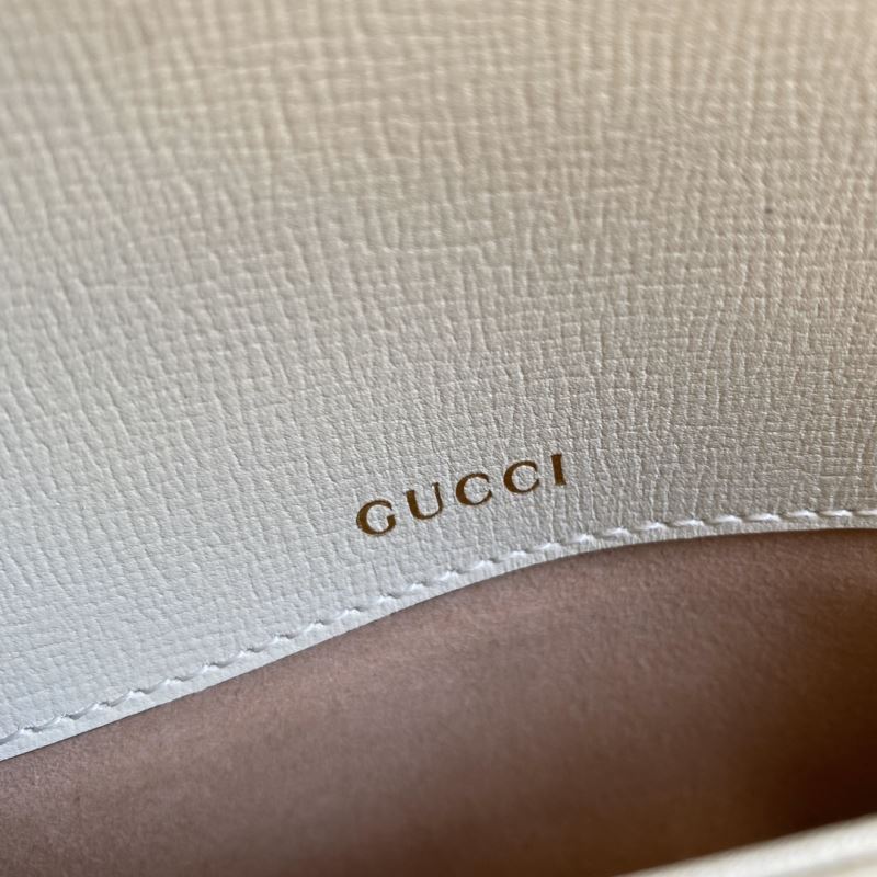 Gvc*1 horsebit bags